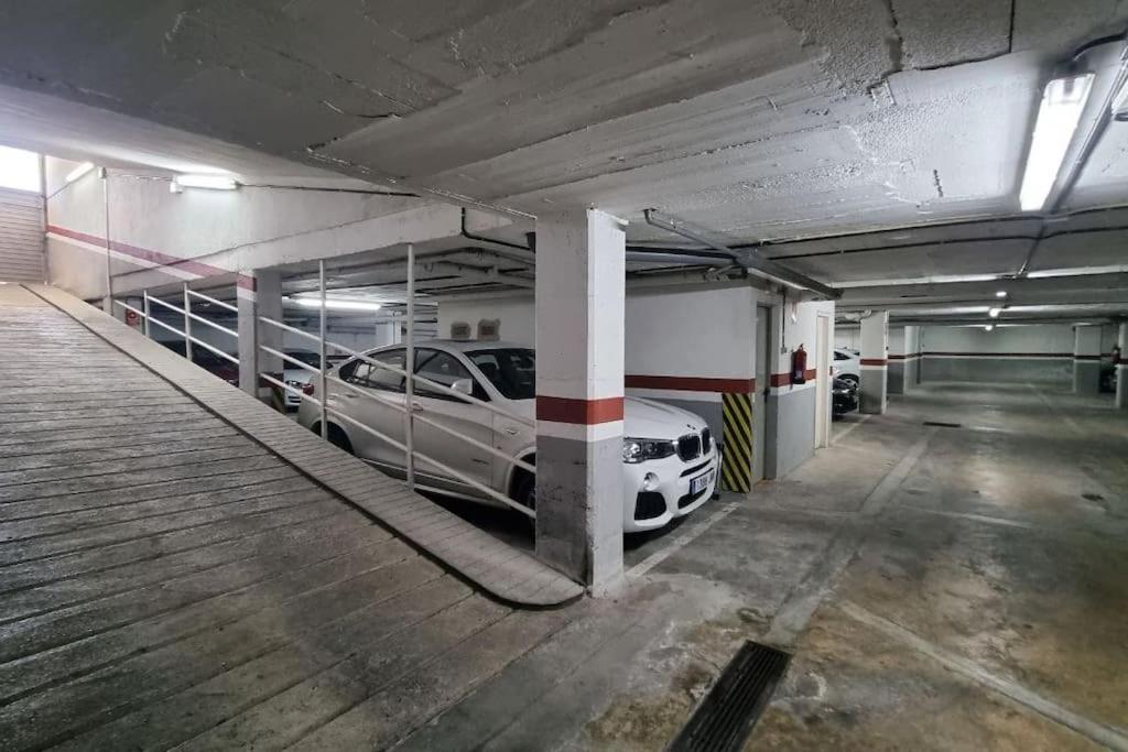 로지즈 Piso En El Centro Con Vistas Al Mar Y Balcon 아파트 외부 사진